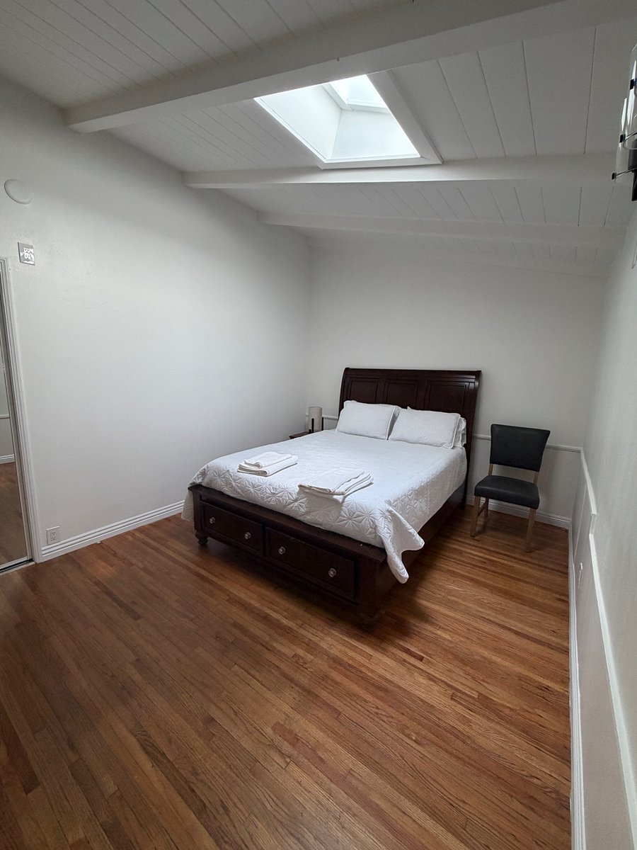 Furnished Finder property 1002442_2 photo 11