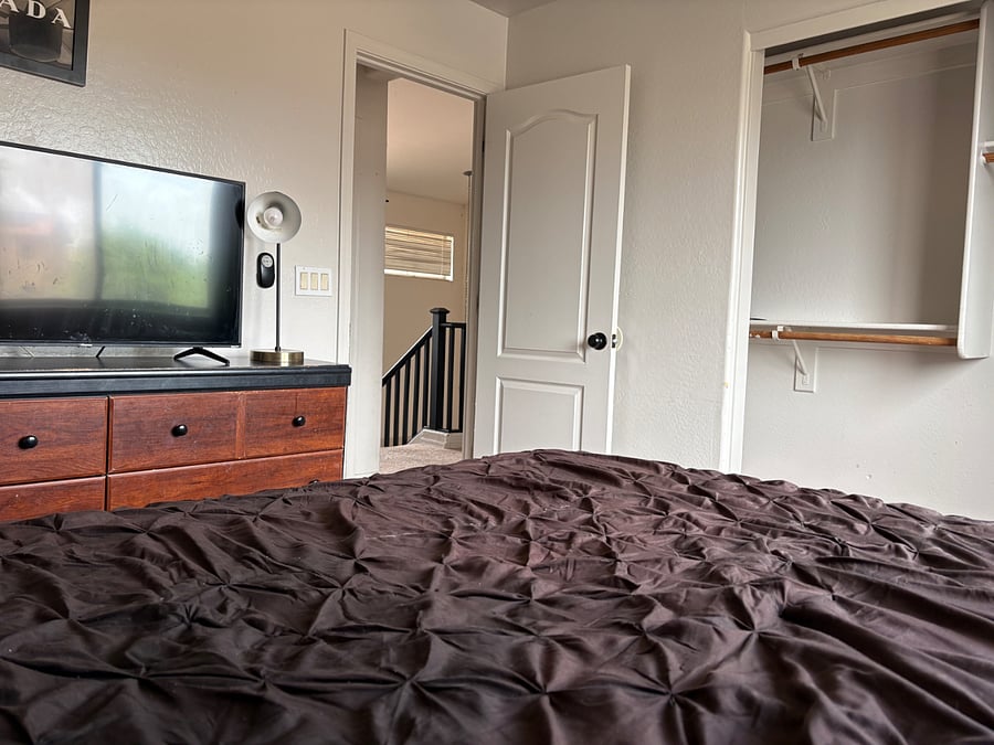Furnished Finder property 1002450_1 photo 2