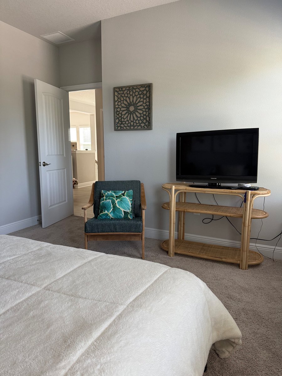 Furnished Finder property 1002454_2 photo 4