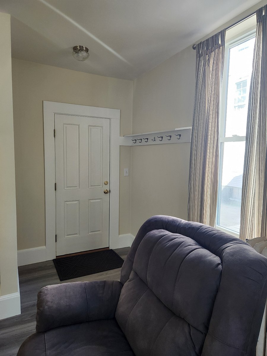 Furnished Finder property 1002459_1 photo 9