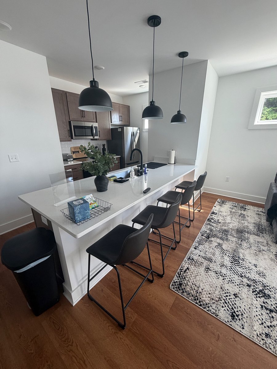 Furnished Finder property 1002467_1 photo 3