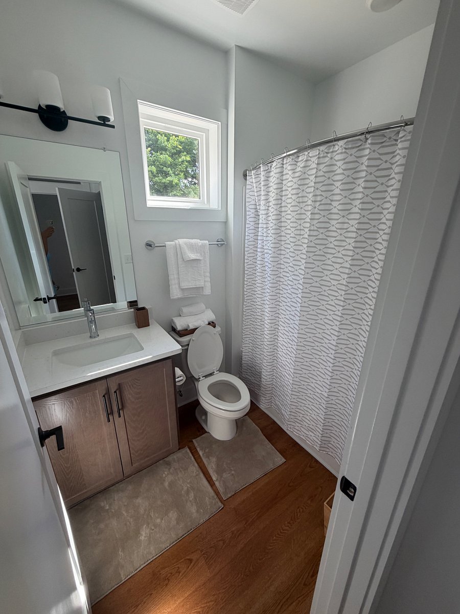 Furnished Finder property 1002467_1 photo 6