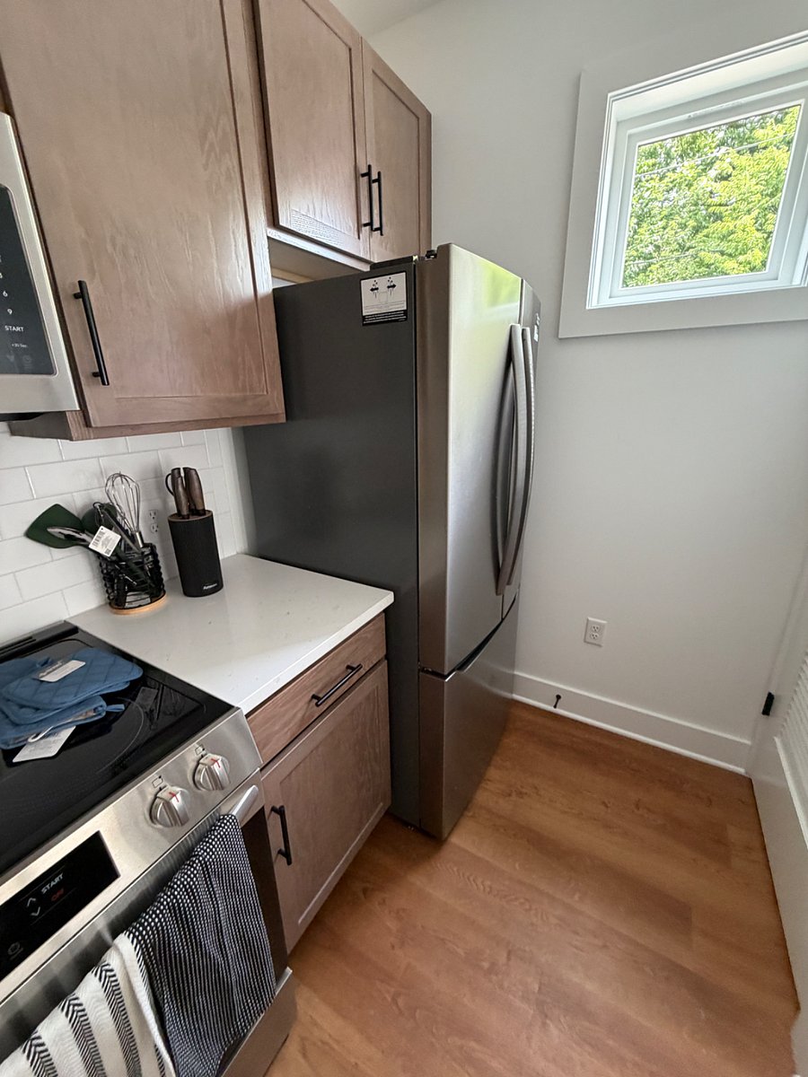 Furnished Finder property 1002467_1 photo 12