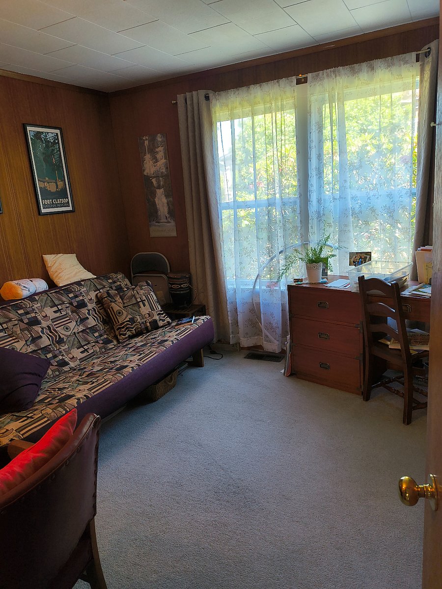 Office Room with Futon