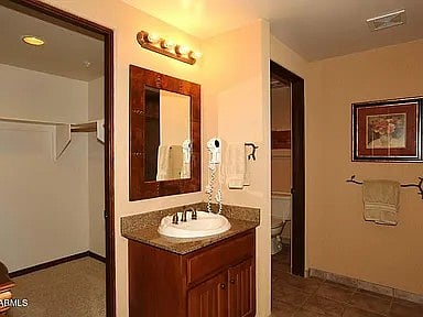 Furnished Finder property 1002479_1 photo 14