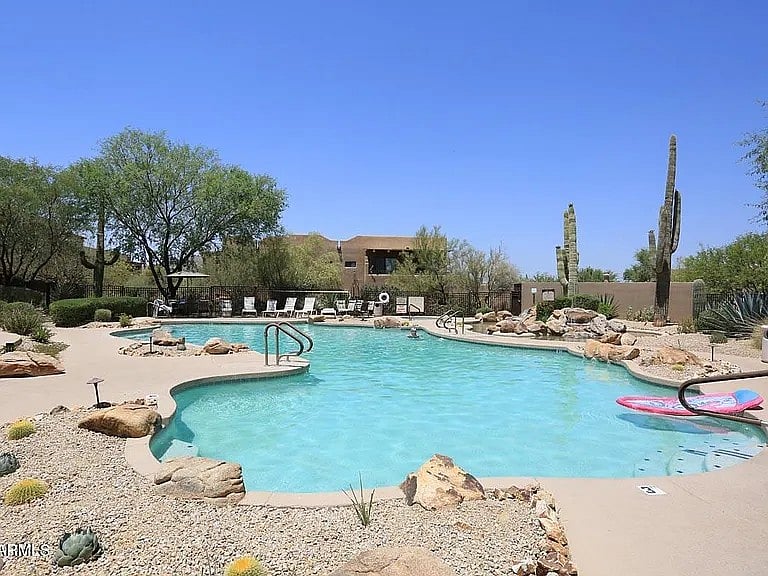 Furnished Finder property 1002479_1 photo 18