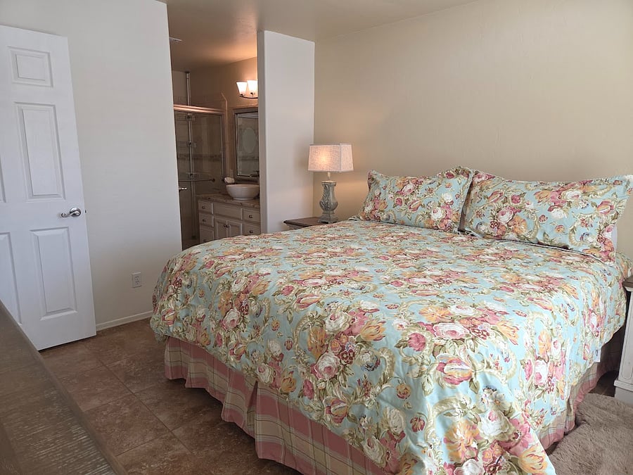 Furnished Finder property 1002486_1 photo 12