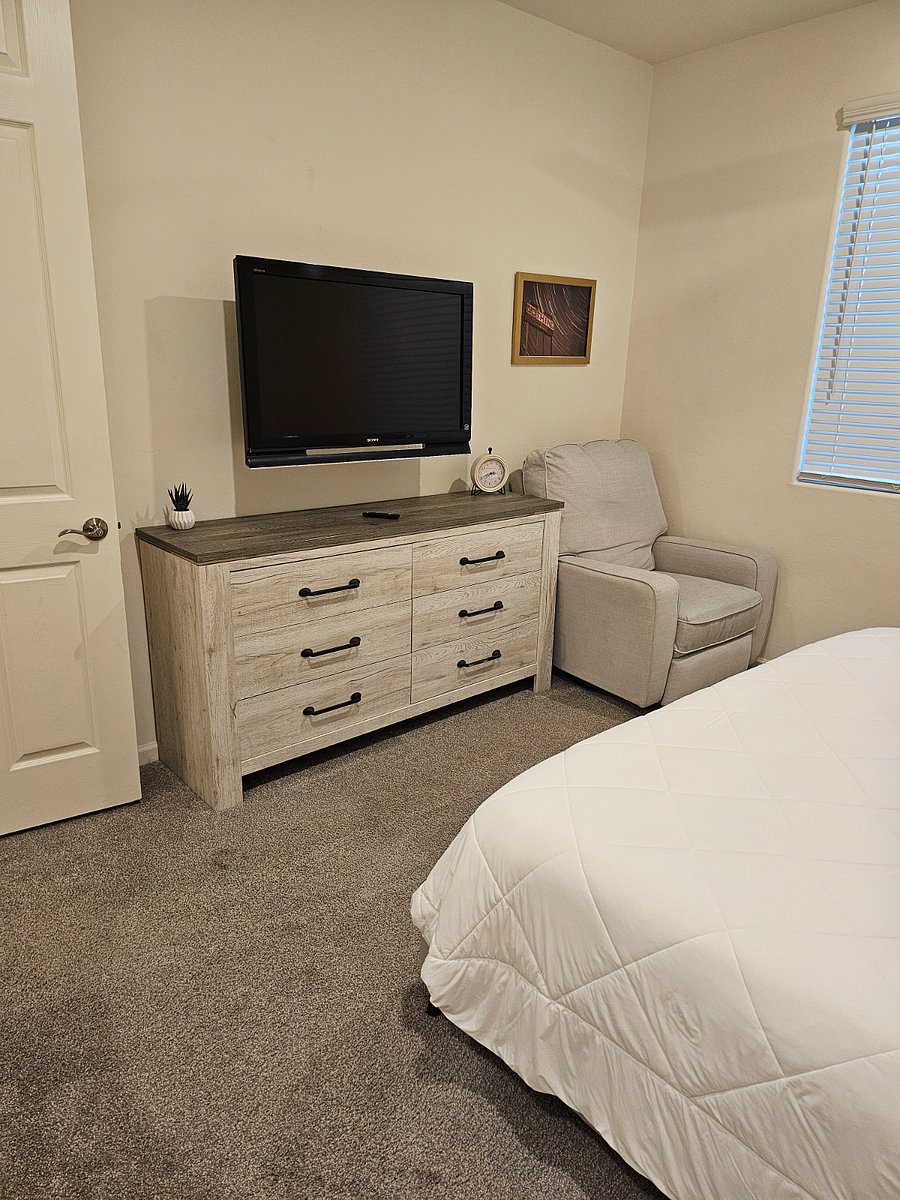 Furnished Finder property 1002497_1 photo 14
