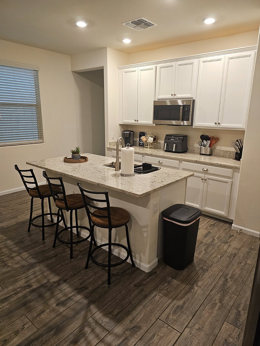 Furnished Finder property 1002497_1 photo 11