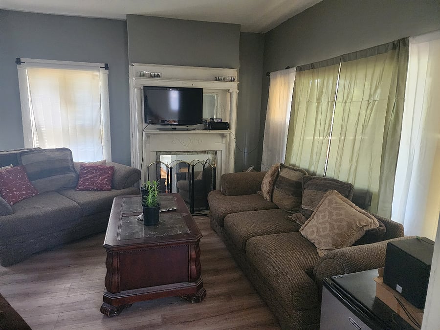 Furnished Finder property 1002503_1 photo 3