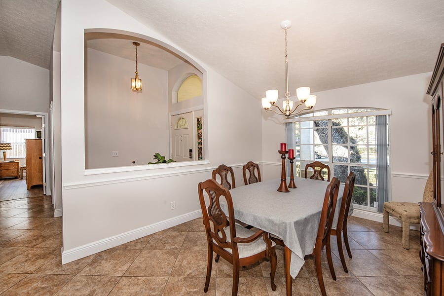 Formal dining room seating for 6.