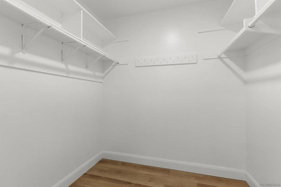 Furnished Finder property 1002514_1 photo 28