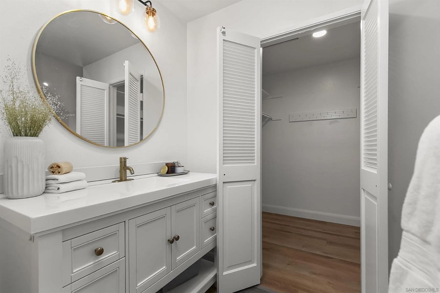 Furnished Finder property 1002514_1 photo 27