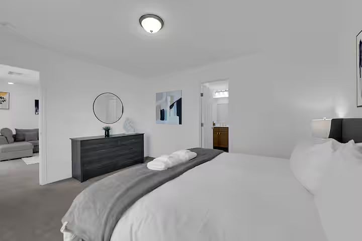 Furnished Finder property 1002519_1 photo 23