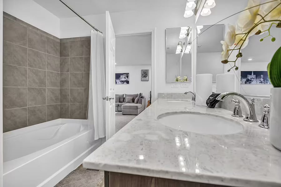 Furnished Finder property 1002519_1 photo 24