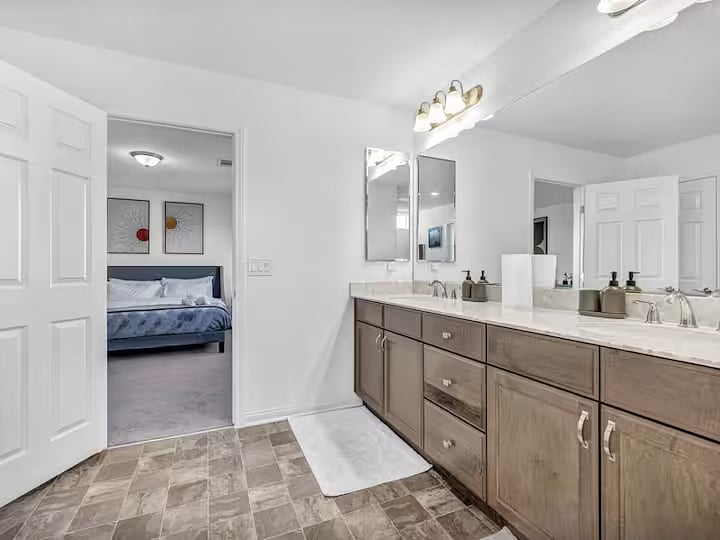 Furnished Finder property 1002519_1 photo 30