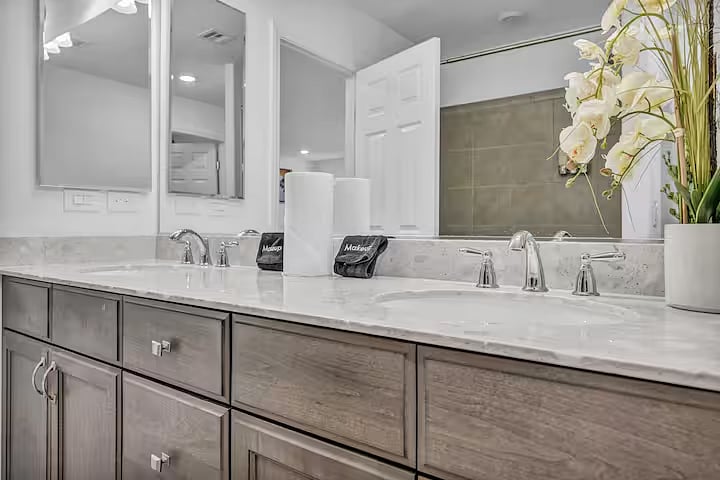 Furnished Finder property 1002519_1 photo 31