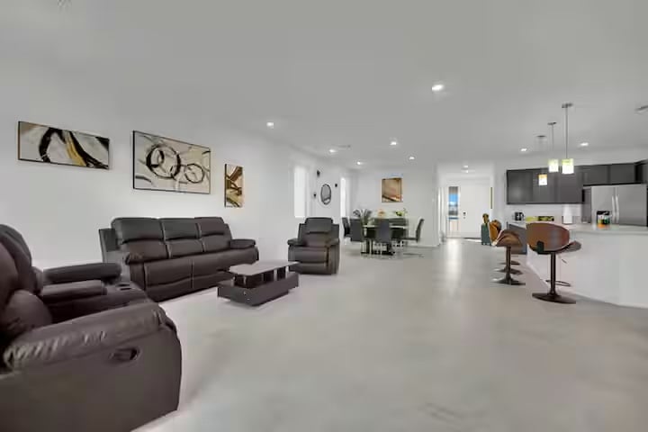Furnished Finder property 1002523_1 photo 3