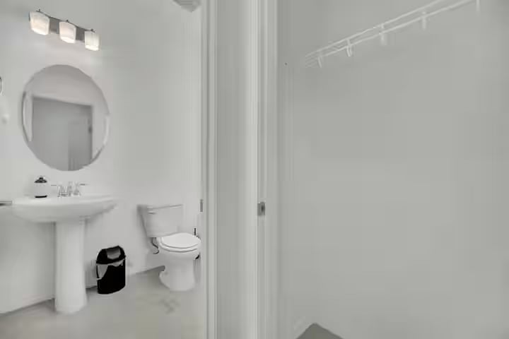 Furnished Finder property 1002523_1 photo 26