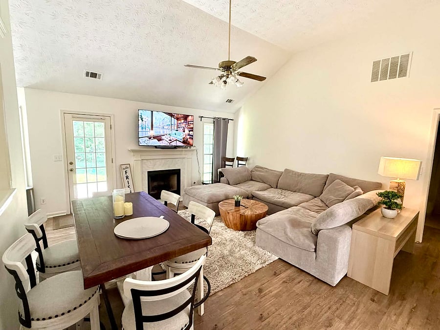 Furnished Finder property 1002538_1 photo 3