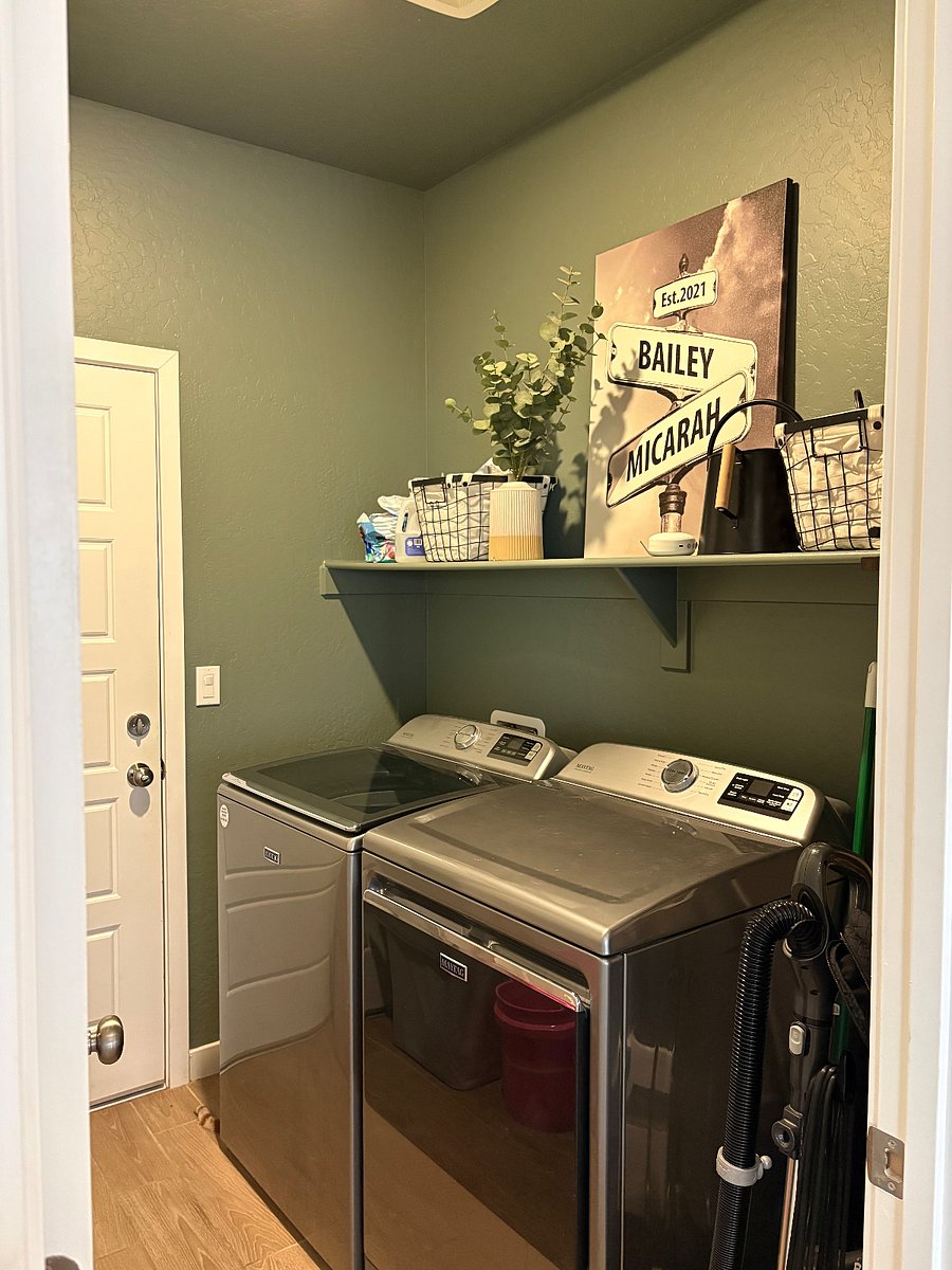 Furnished Finder property 1002542_1 photo 11