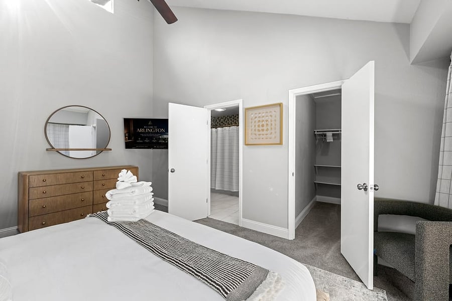 Furnished Finder property 1002546_1 photo 17