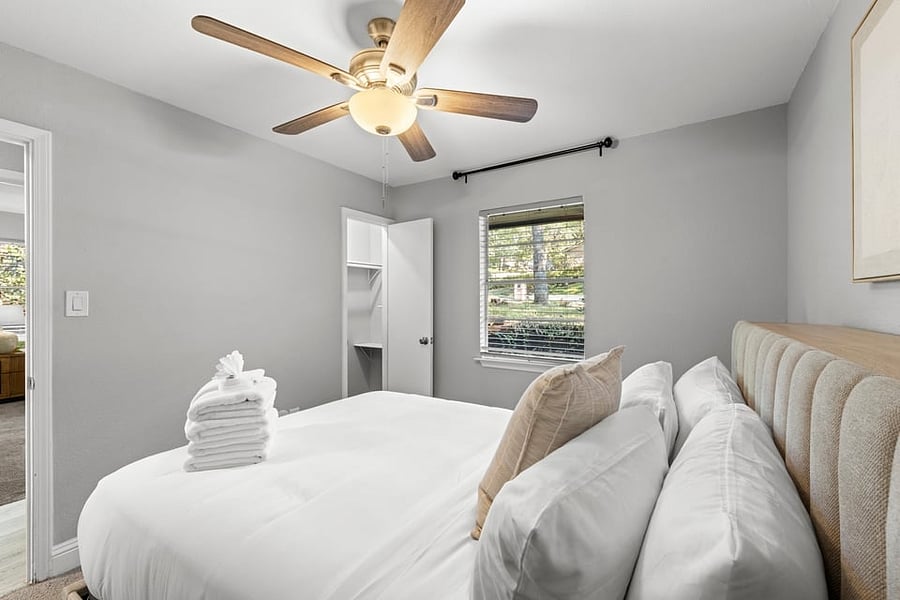 Furnished Finder property 1002546_1 photo 26