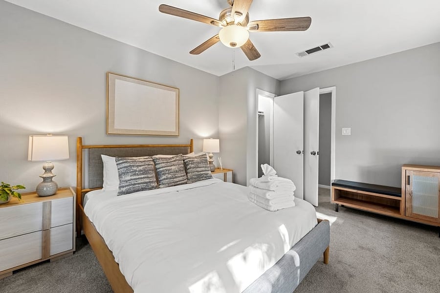 Furnished Finder property 1002546_1 photo 32