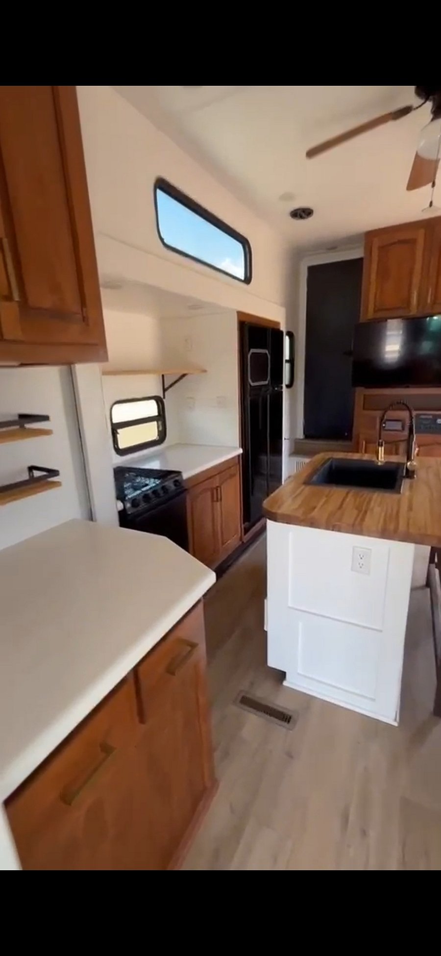 Furnished Finder property 1002555_1 photo 3