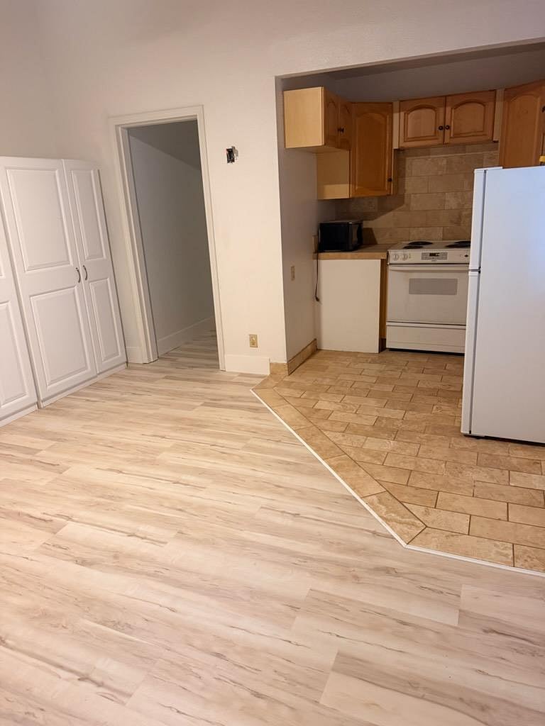 Furnished Finder property 1002557_1 photo 2