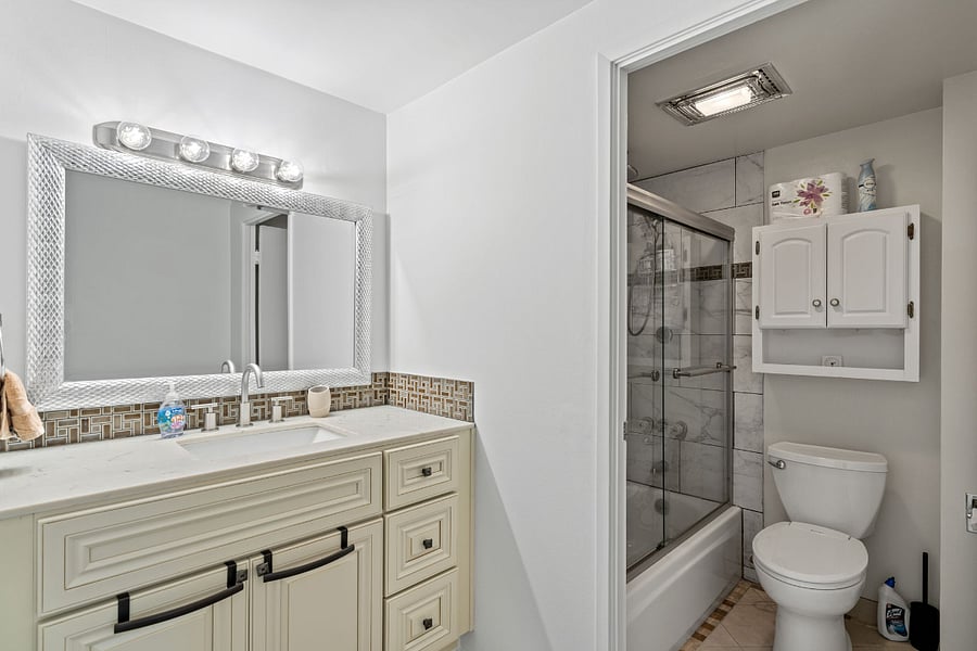 Furnished Finder property 1002559_1 photo 24