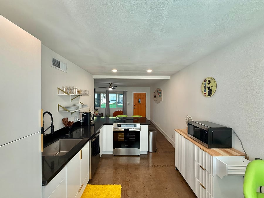 Furnished Finder property 1002563_1 photo 4