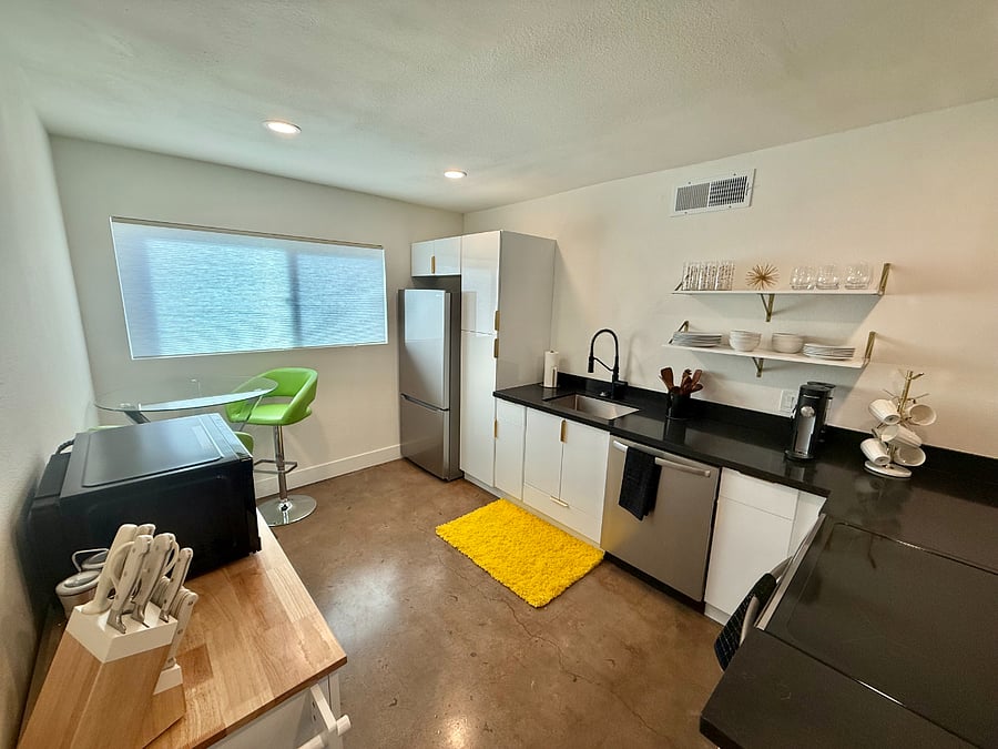 Furnished Finder property 1002563_1 photo 27