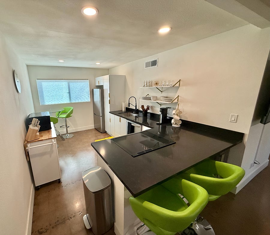 Furnished Finder property 1002563_1 photo 28