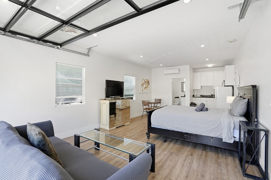 Furnished Finder property 1002566_1 photo 4
