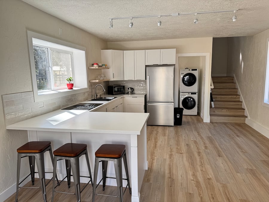 Furnished Finder property 1002569_1 photo 3