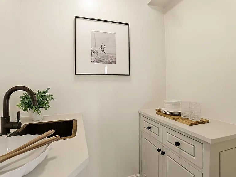 Kitchenette