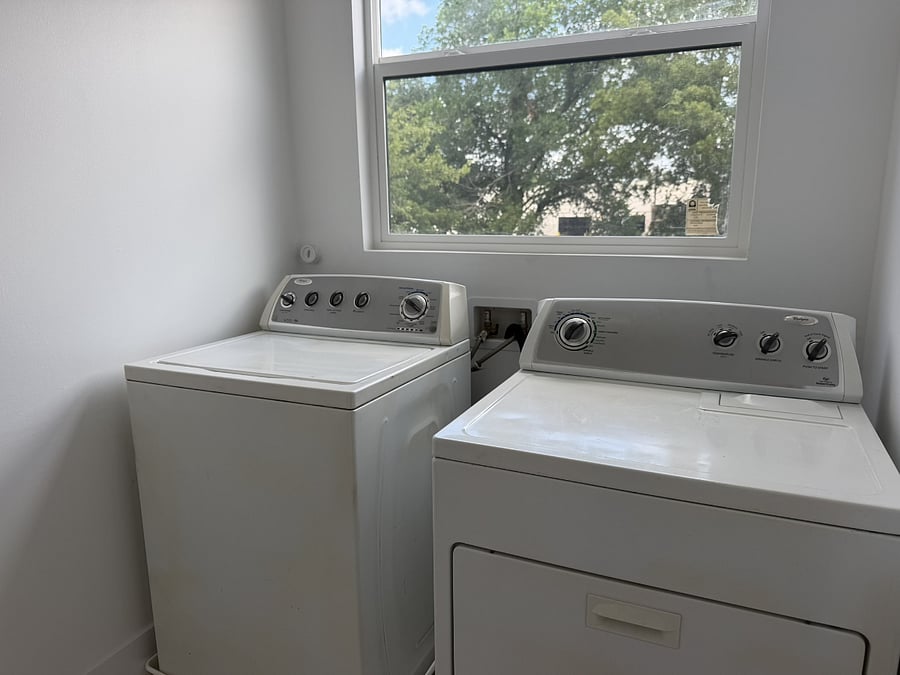 Furnished Finder property 1002575_1 photo 25