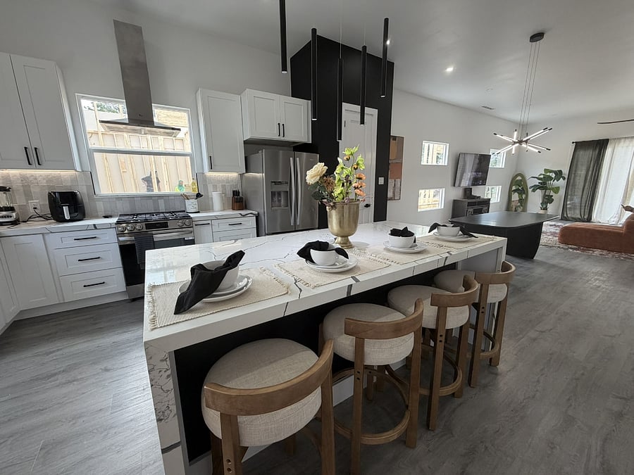 Furnished Finder property 1002575_1 photo 4
