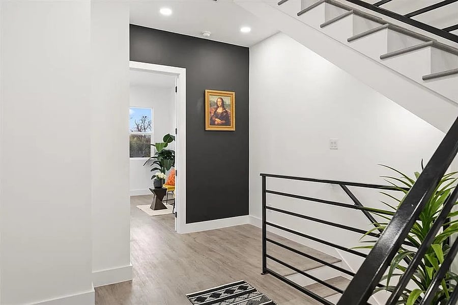 Furnished Finder property 1002575_1 photo 30