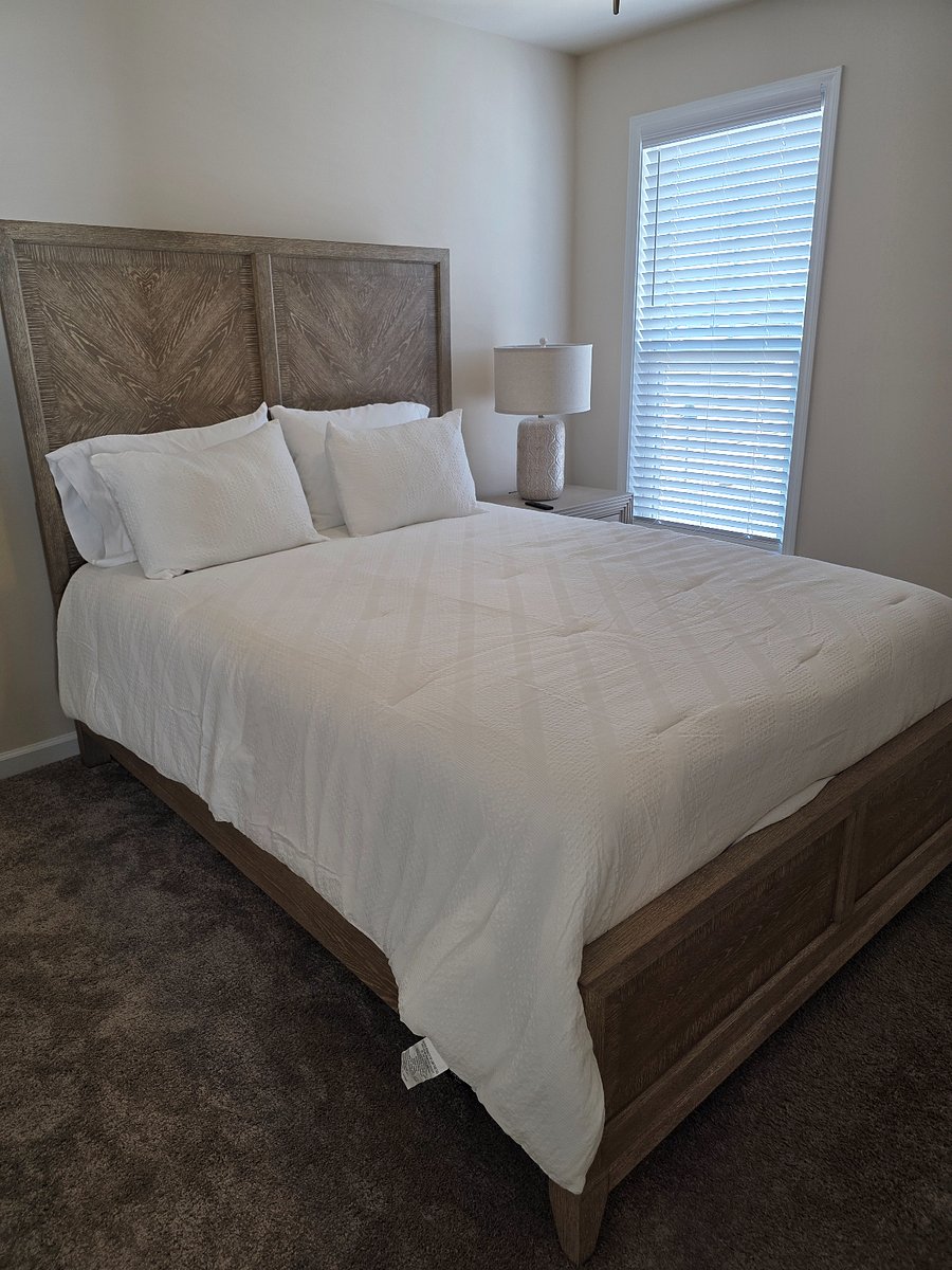Furnished Finder property 1002580_1 photo 13