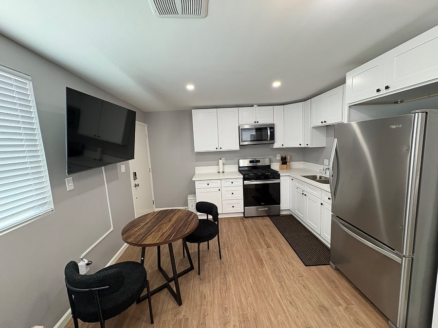 Furnished Finder property 1002582_1 photo 24