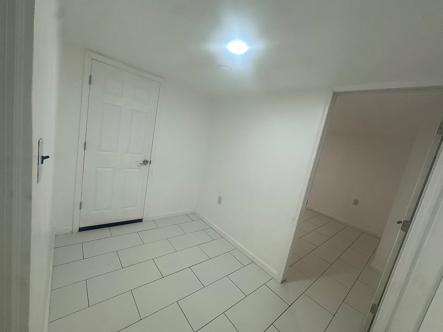 Furnished Finder property 1002592_1 photo 5