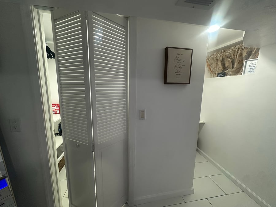 Furnished Finder property 1002592_1 photo 24