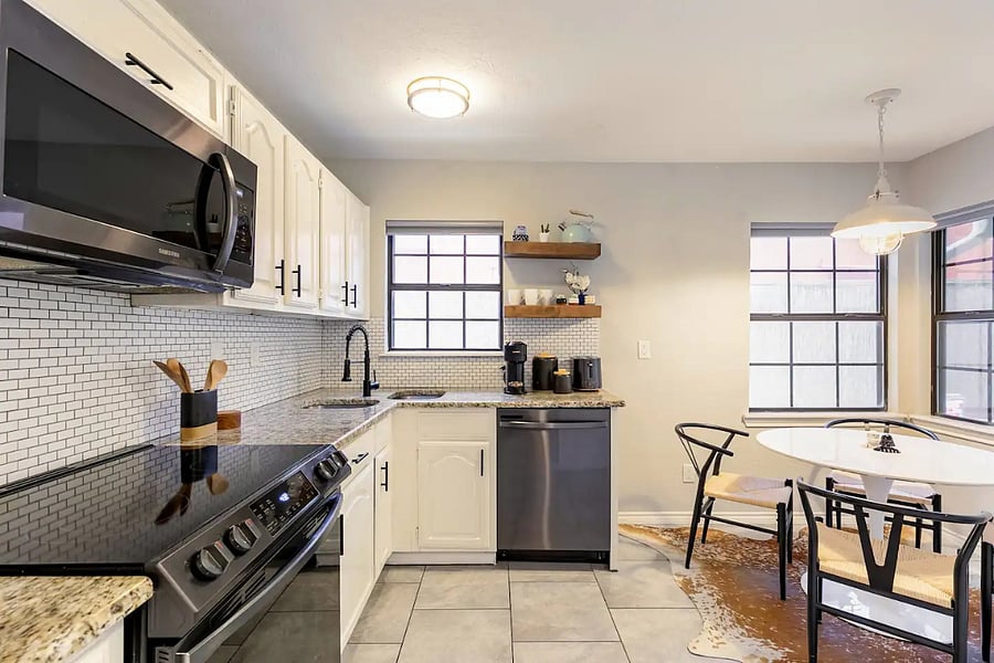 Furnished Finder property 1002595_1 photo 12