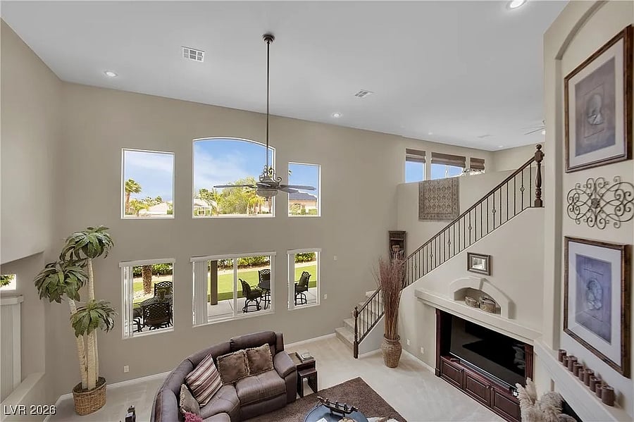 Furnished Finder property 1002597_1 photo 17
