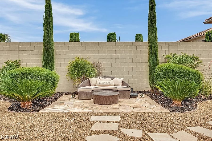 Furnished Finder property 1002597_1 photo 42