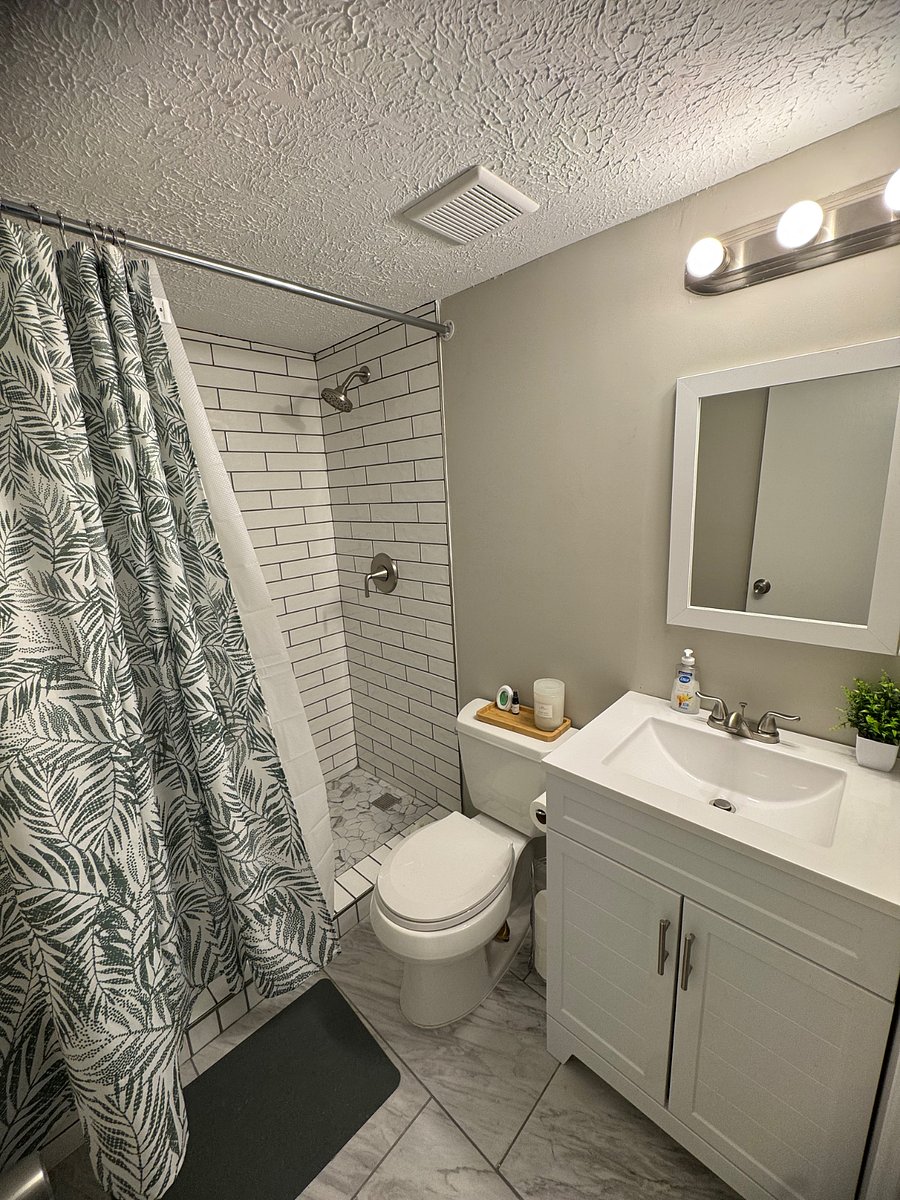 Furnished Finder property 1002602_1 photo 10
