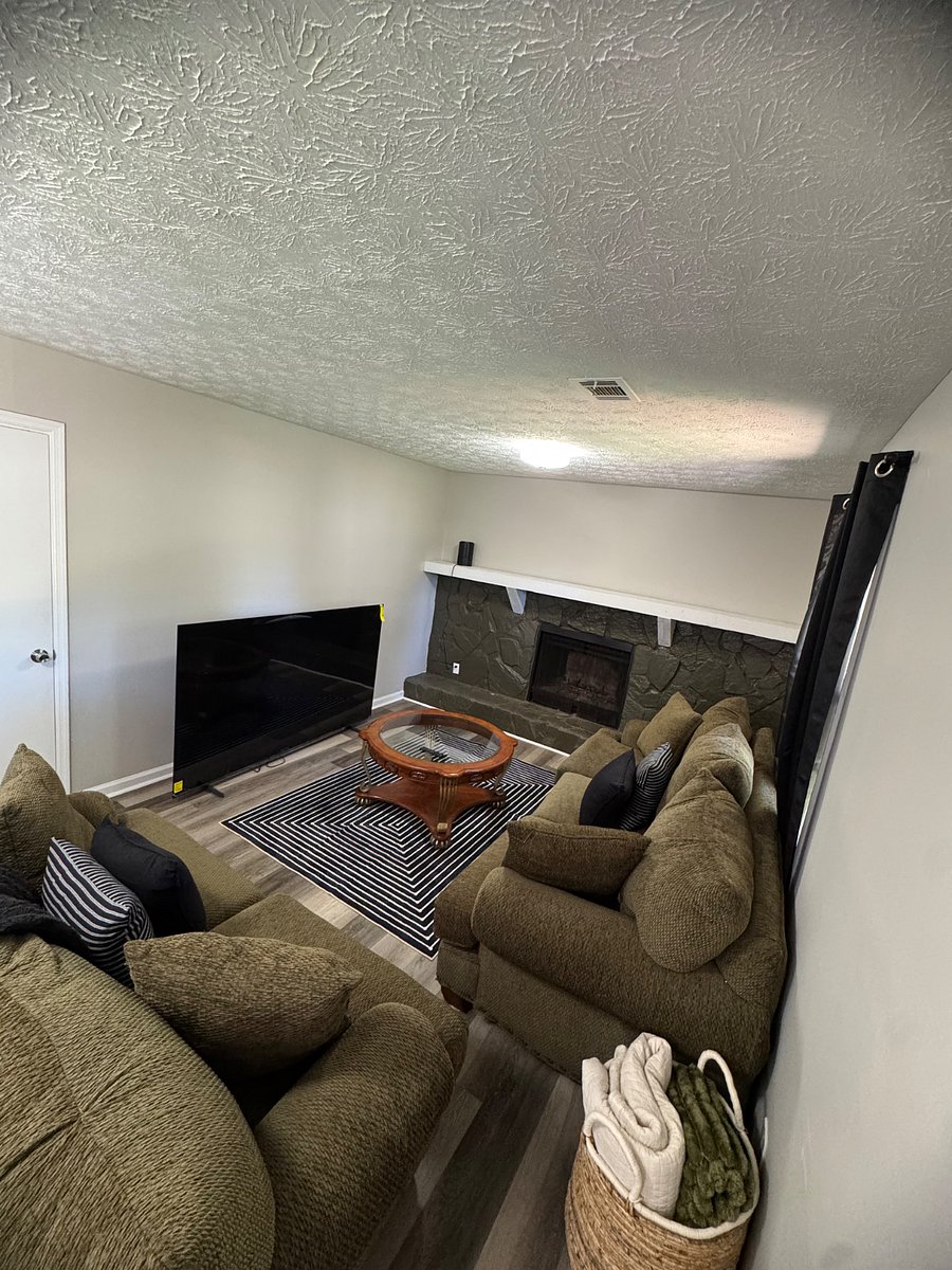 Furnished Finder property 1002602_1 photo 11
