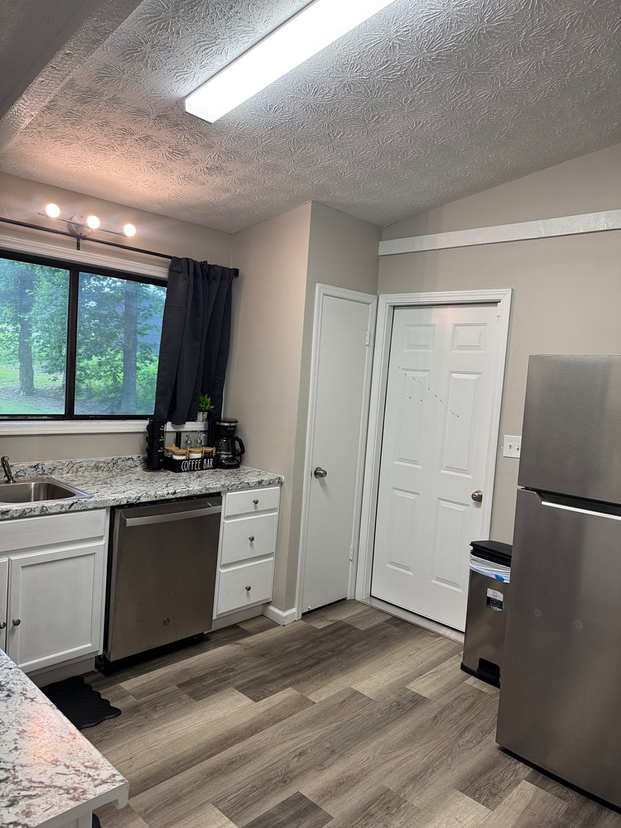 Furnished Finder property 1002602_1 photo 21